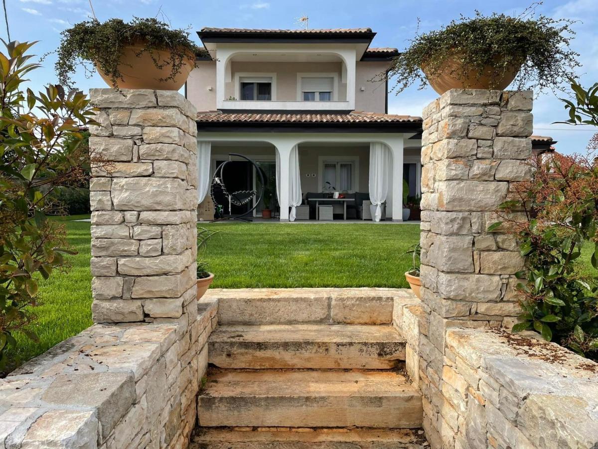 Villa Zonta Apartment Maremi With Private Jacuzzi Buje Exterior foto