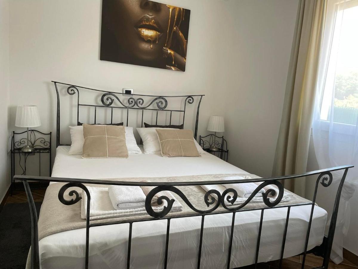 Villa Zonta Apartment Maremi With Private Jacuzzi Buje Exterior foto