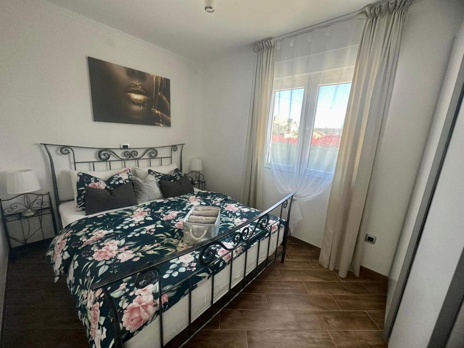 Villa Zonta Apartment Maremi With Private Jacuzzi Buje Exterior foto